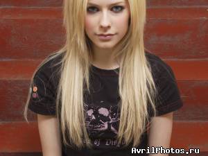 Avril Lavigne -  29