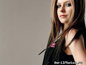 Avril Lavigne -  32