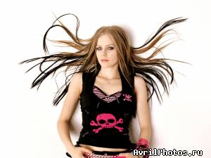 Avril Lavigne -  38