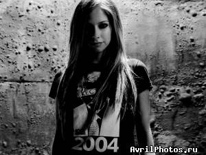 Avril Lavigne -  53