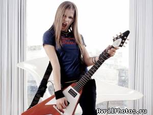 Avril Lavigne -  62