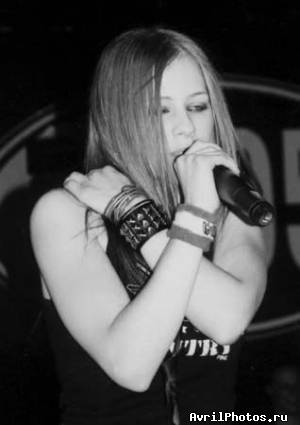 Avril Lavigne - Фотография 97